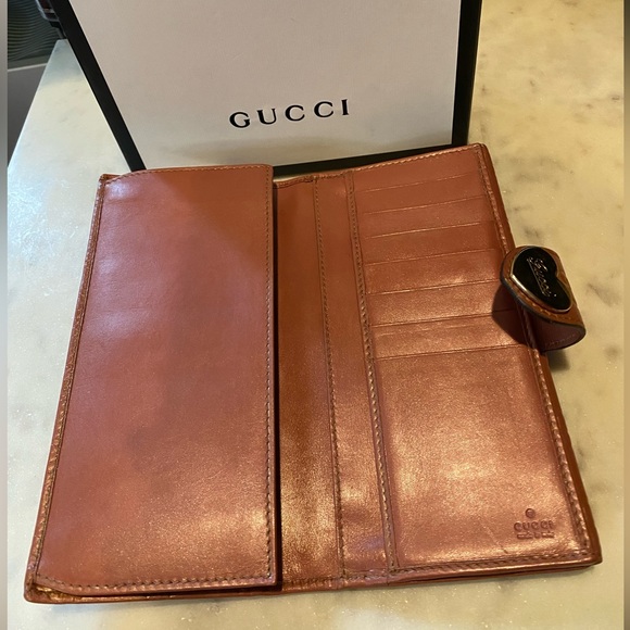 Gucci Guccissima Wallet - Picture 3 of 10